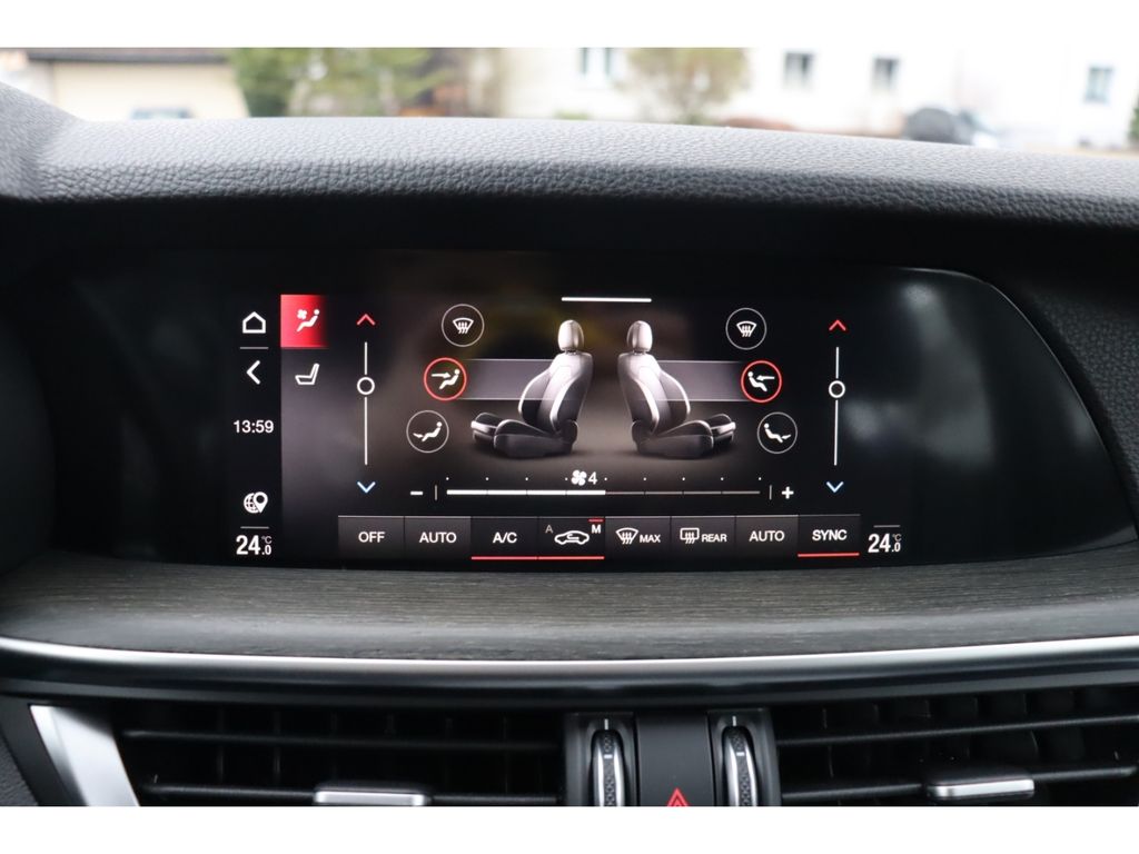 Alfa Romeo Stelvio 2023
