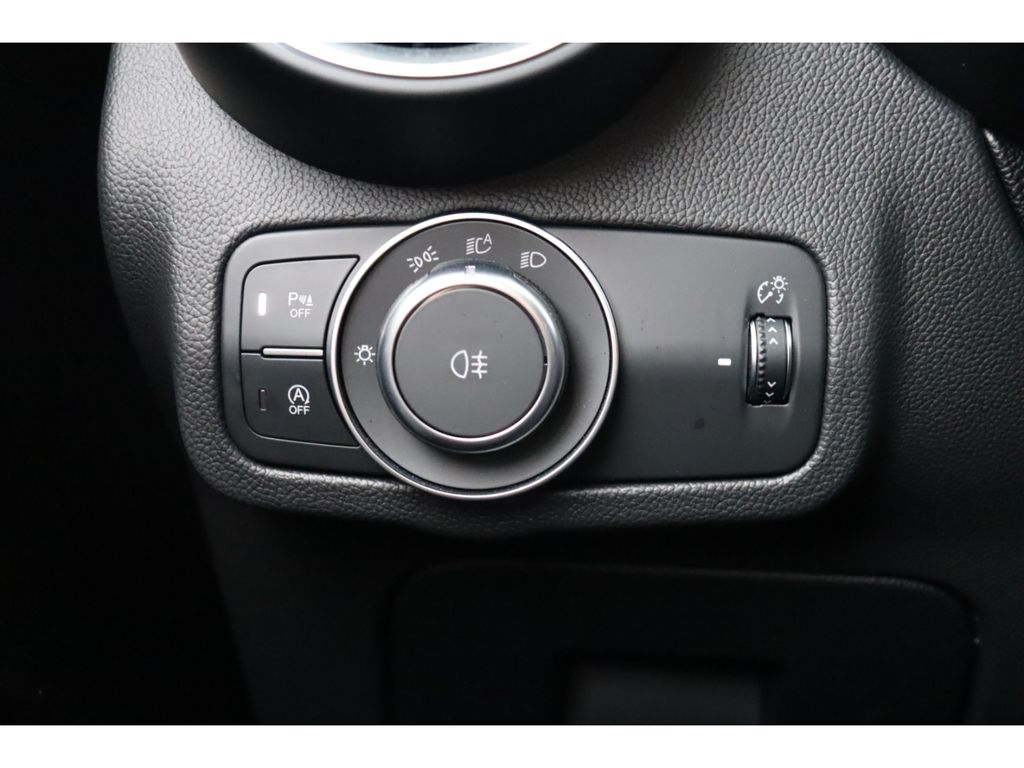 Alfa Romeo Stelvio 2023