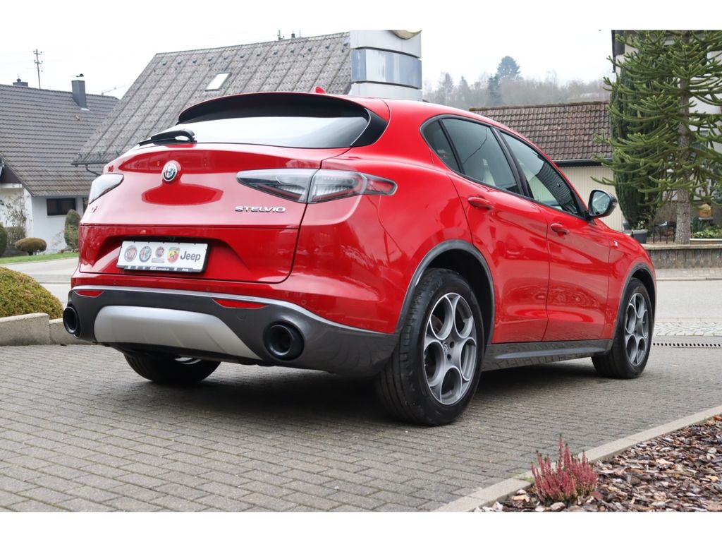 Alfa Romeo Stelvio 2023