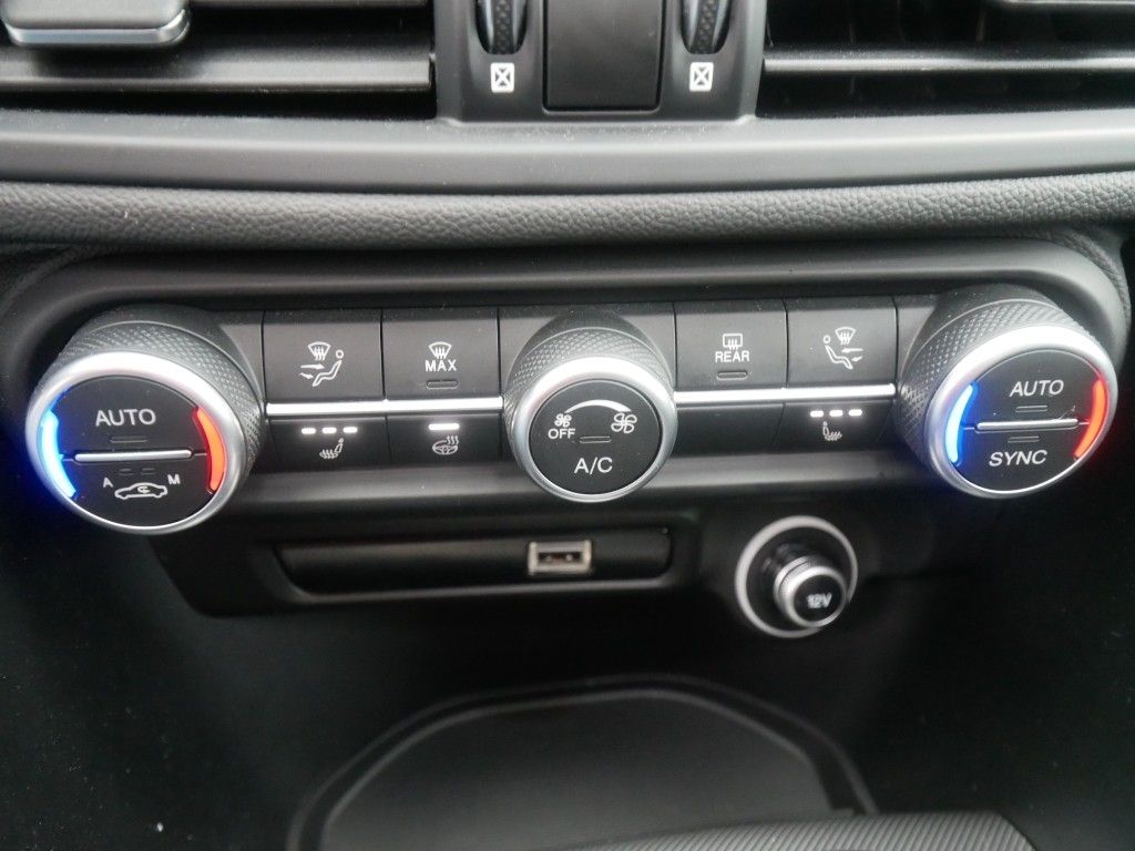 Alfa Romeo Giulia 2023