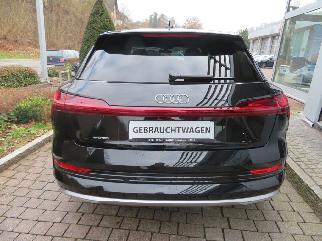Audi e-tron 2022