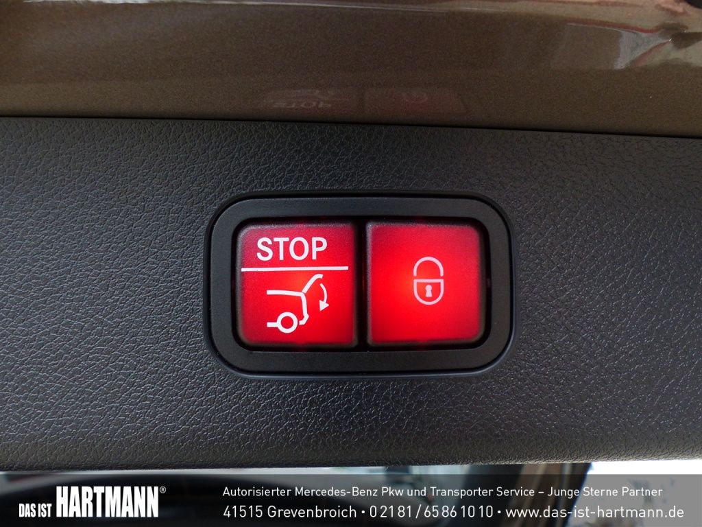 Mercedes-Benz E 300 2025