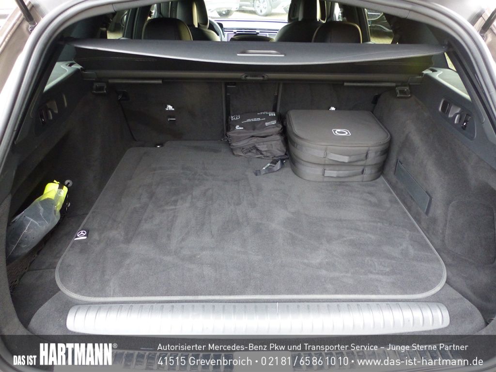 Mercedes-Benz E 300 2025