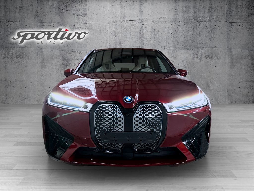 BMW iX 2023