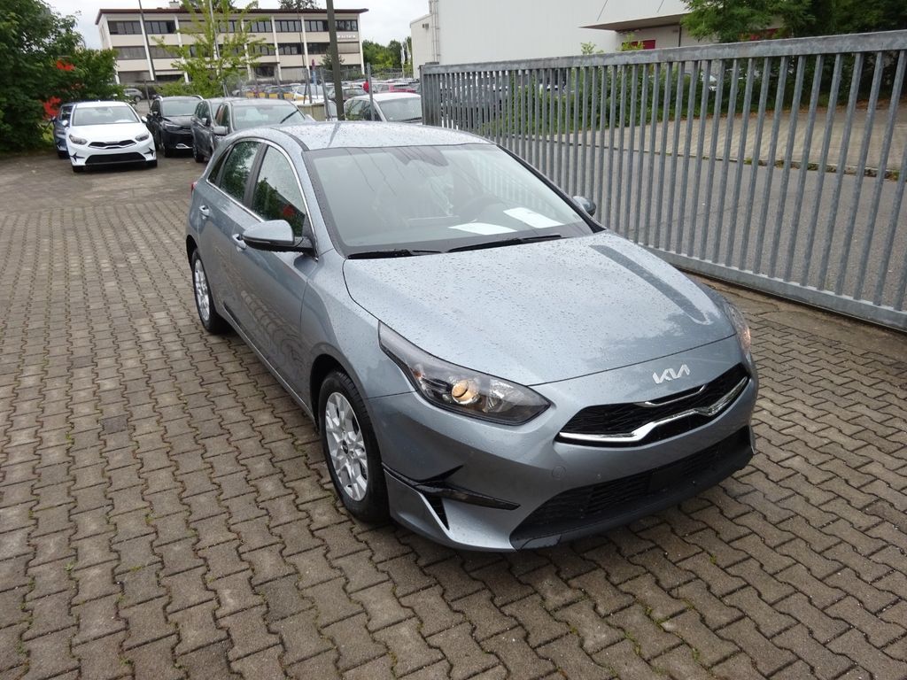 Kia cee'd / Ceed 2025