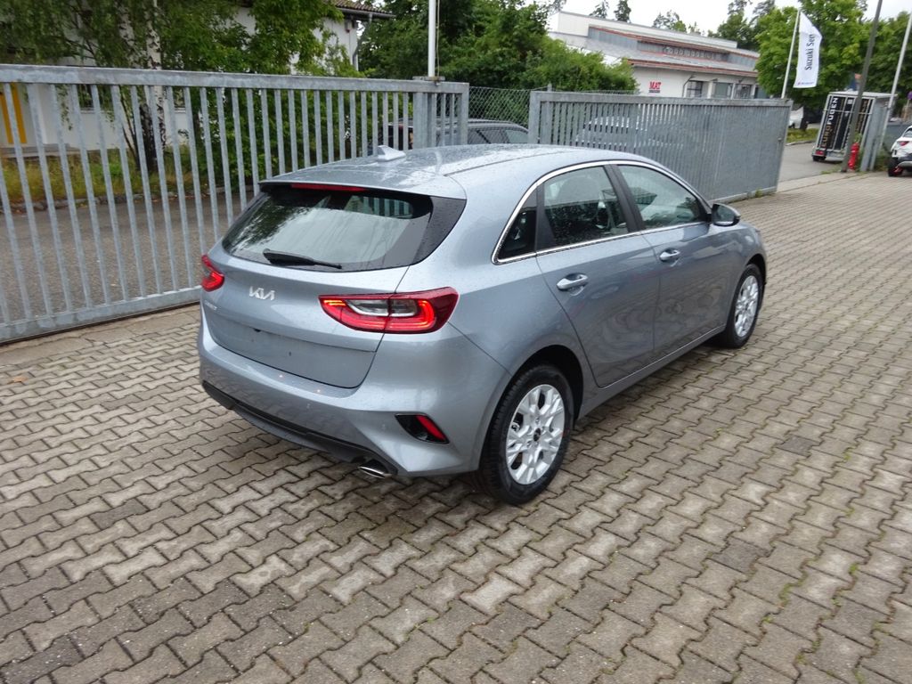 Kia cee'd / Ceed 2025