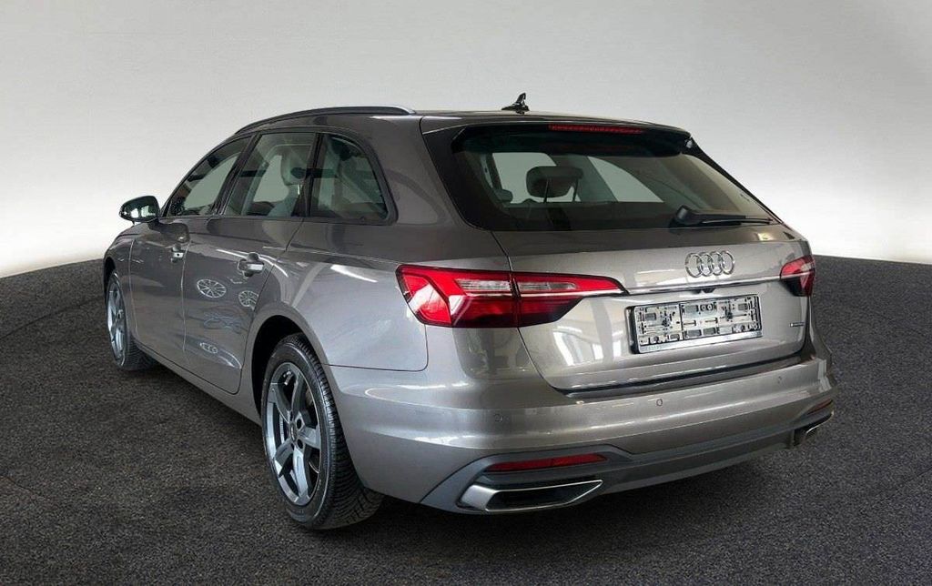 Audi A4 2021