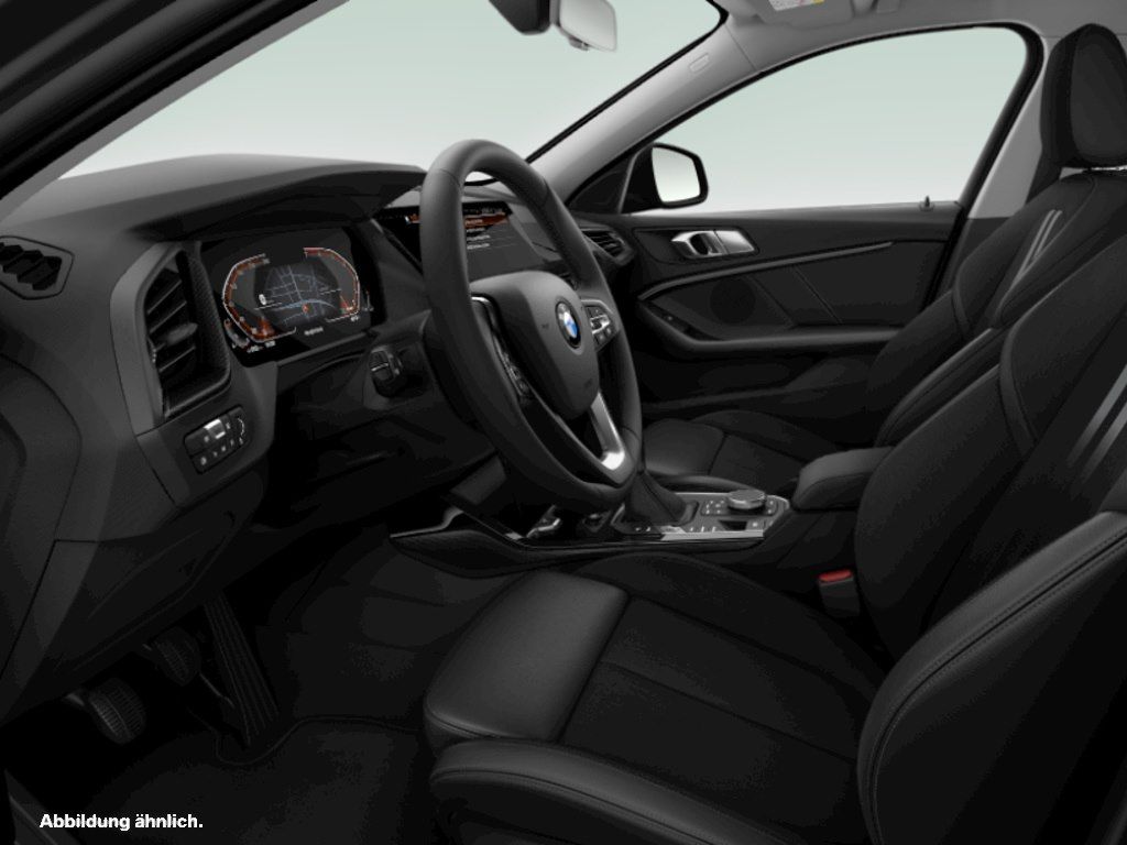 BMW 118 2021