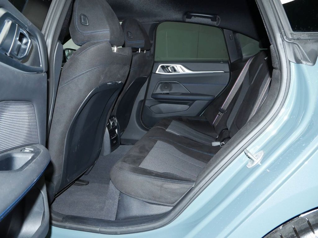 BMW i4 2024