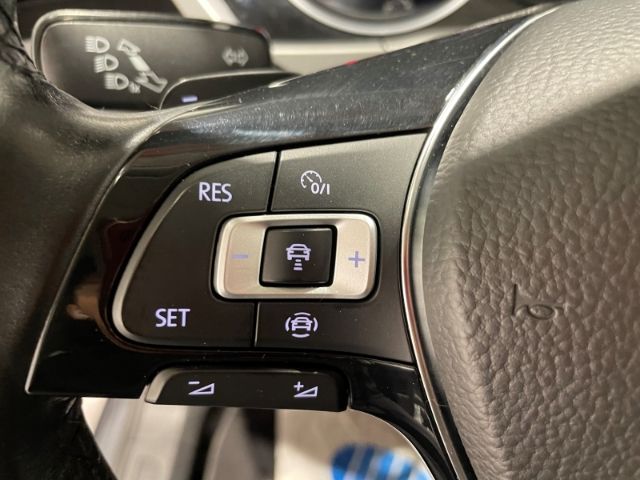 Volkswagen Touran 2021