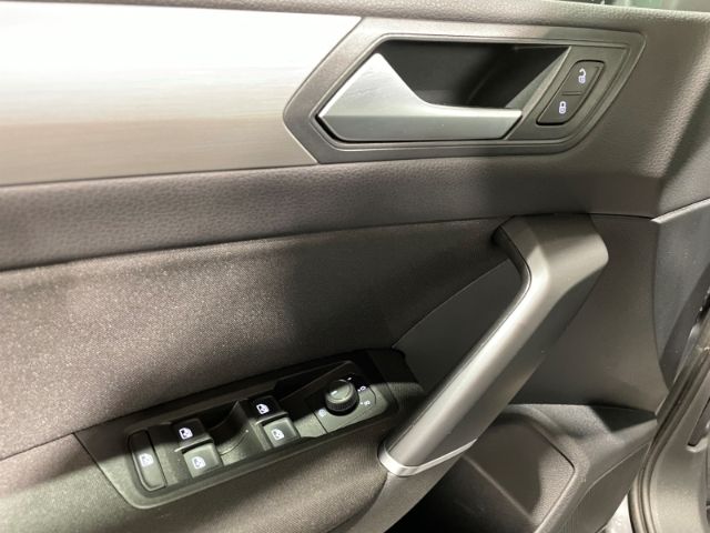 Volkswagen Touran 2021