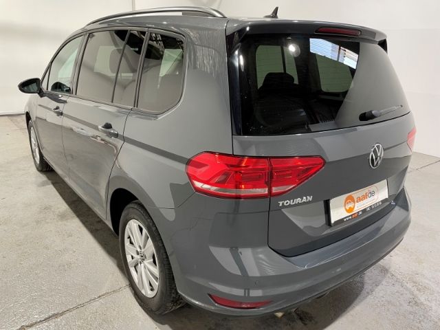 Volkswagen Touran 2021