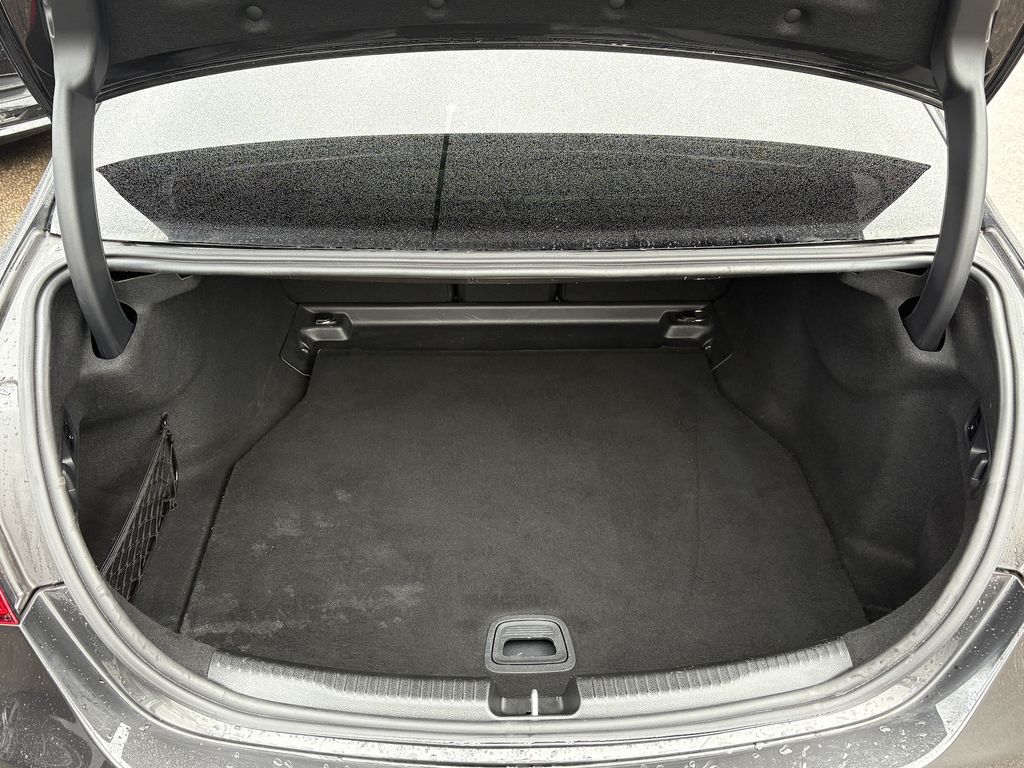 Mercedes-Benz C 200 2023