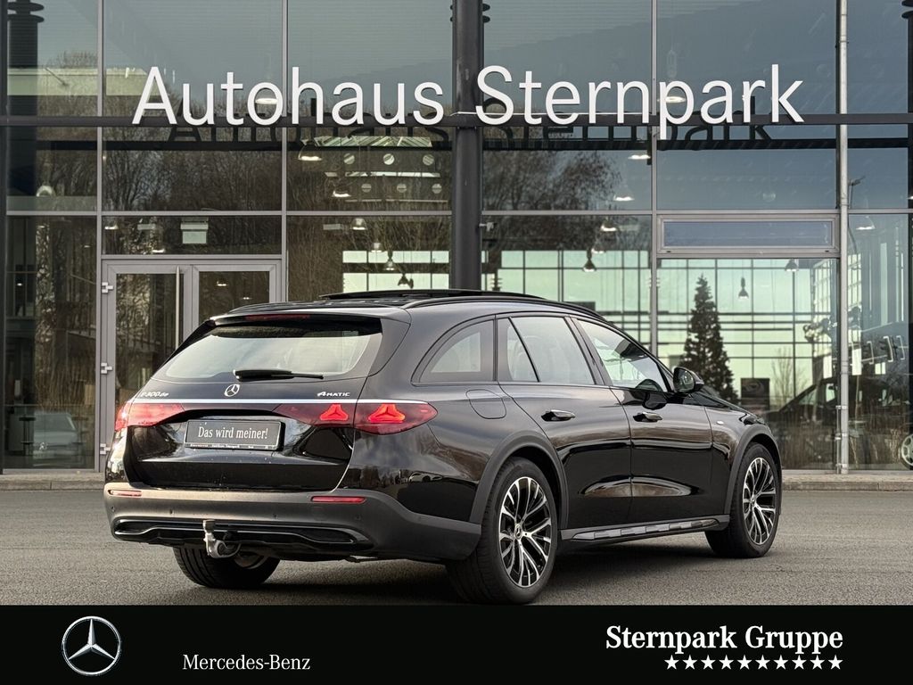 Mercedes-Benz E 300 2025