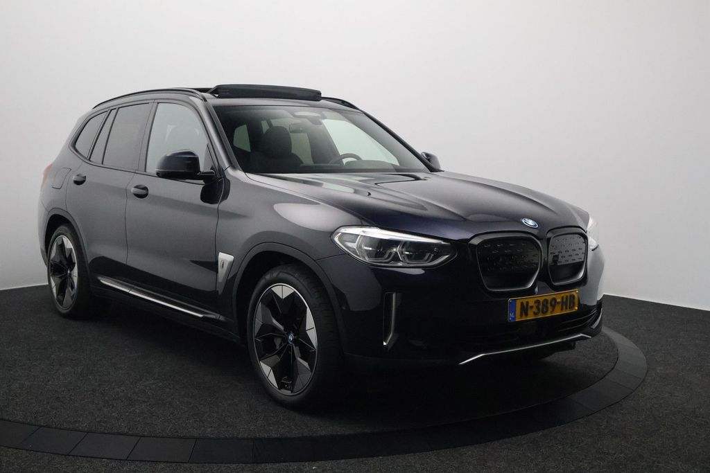 BMW iX3 2021