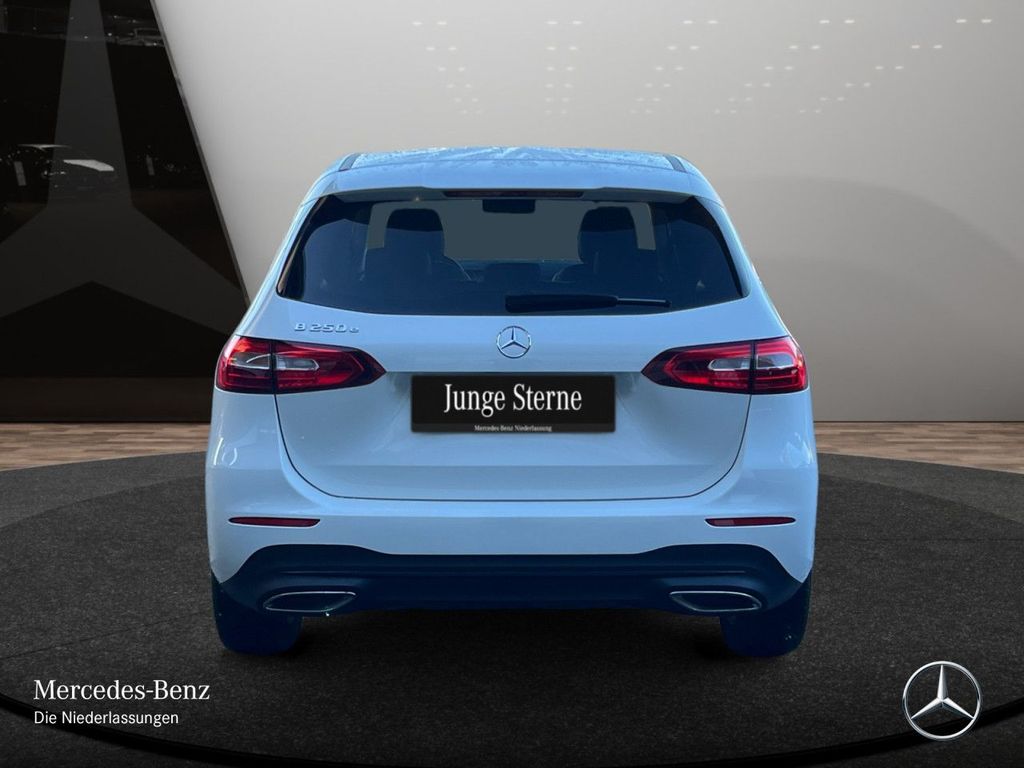 Mercedes-Benz B 250 2022