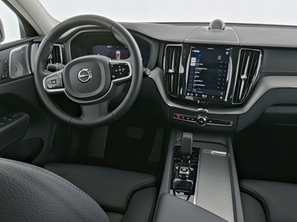 Volvo XC60 2022