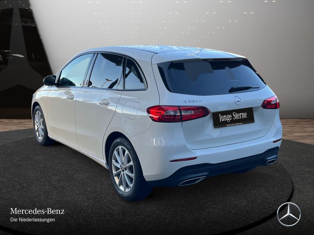 Mercedes-Benz B 250 2022