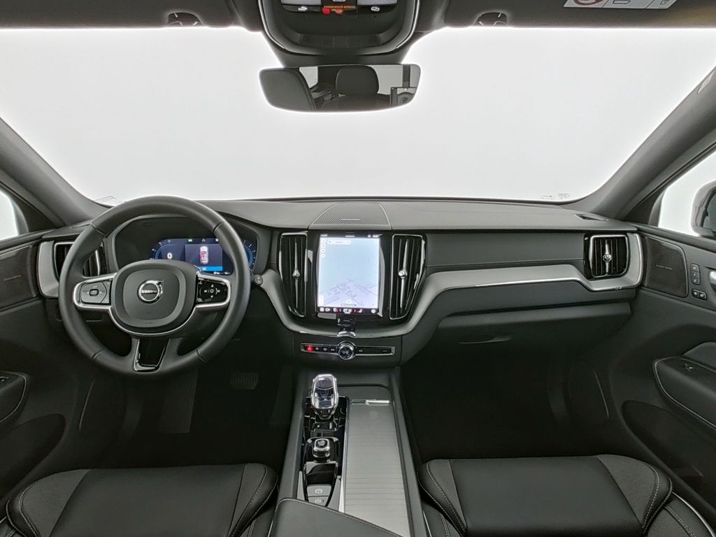 Volvo XC60 2023