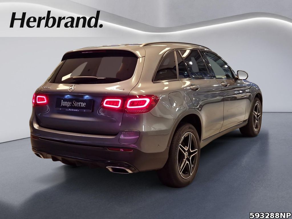 Mercedes-Benz GLC 300 2021