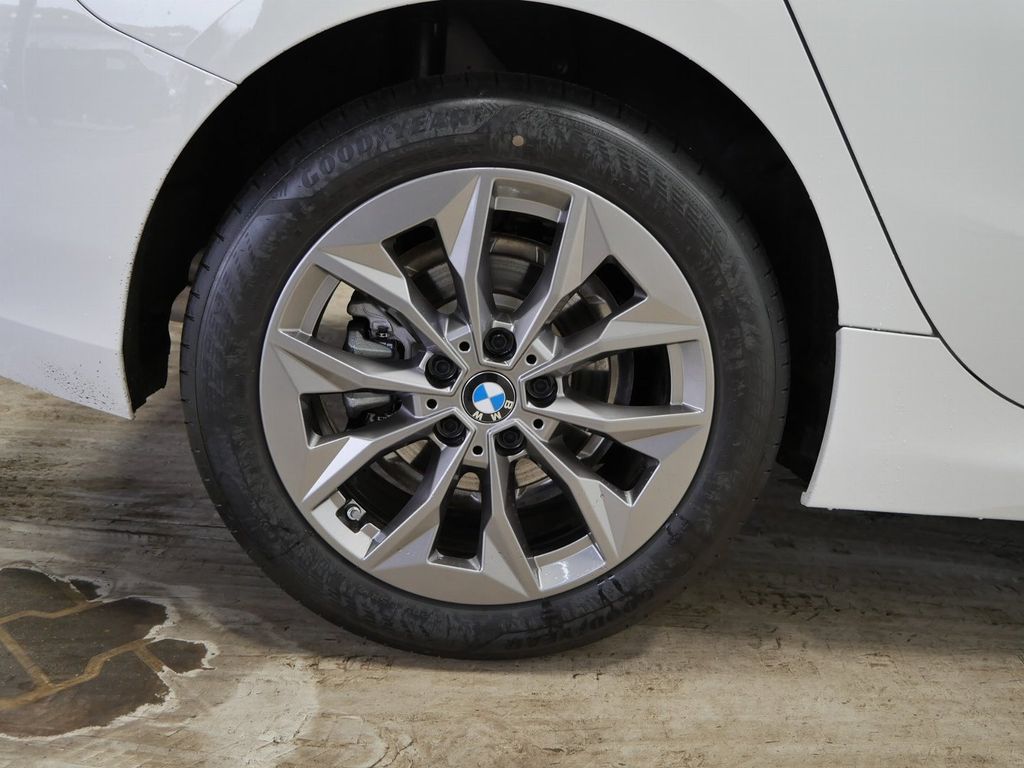 BMW 120 2024