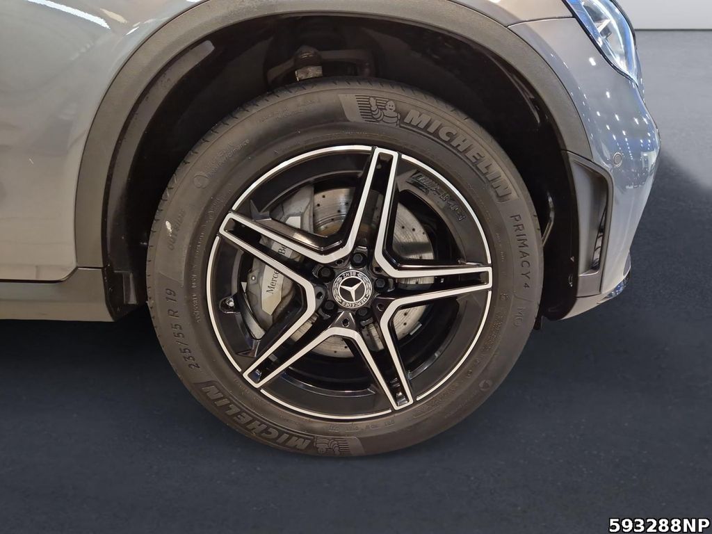 Mercedes-Benz GLC 300 2021