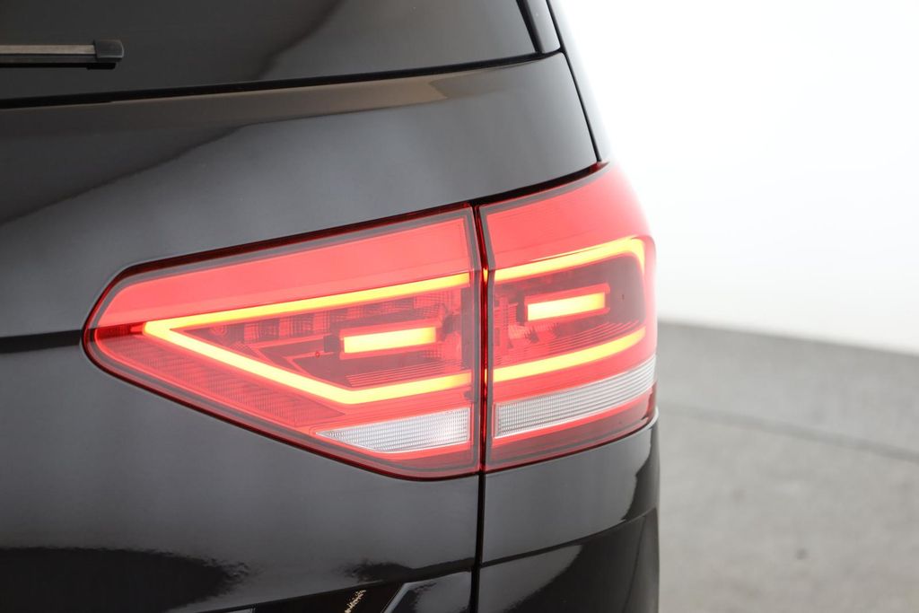 Volkswagen Touran 2025