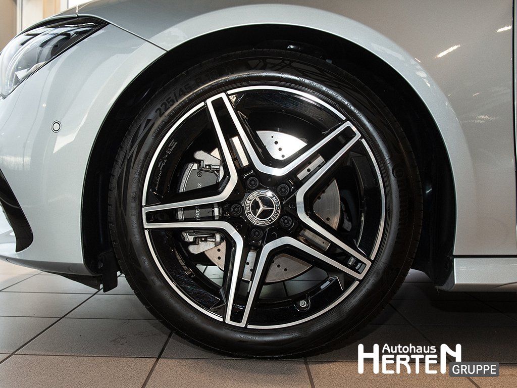 Mercedes-Benz CLA 200 2024