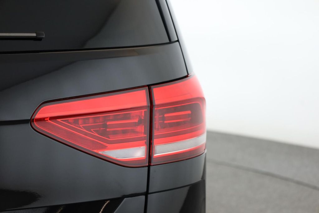 Volkswagen Touran 2025