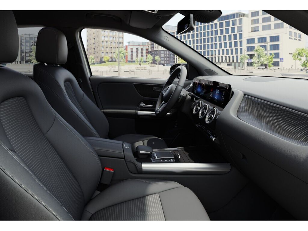 Mercedes-Benz EQA 2021