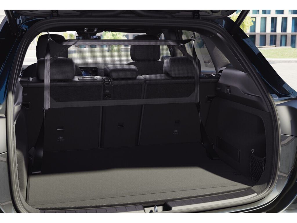 Mercedes-Benz EQA 2021