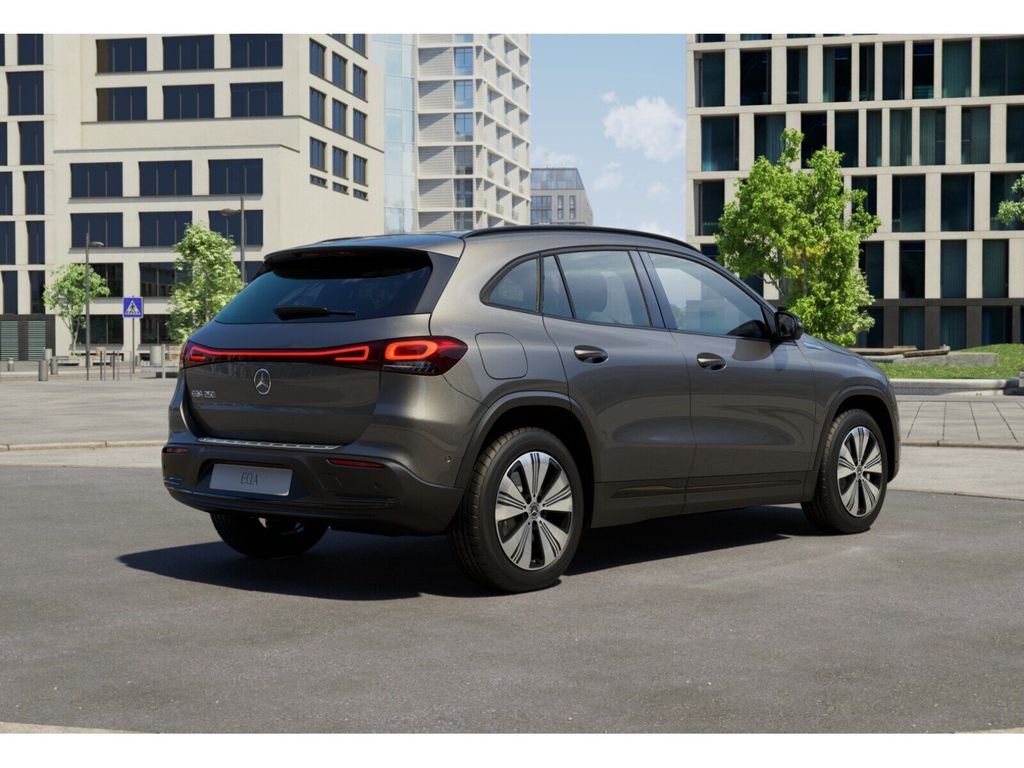 Mercedes-Benz EQA 2021