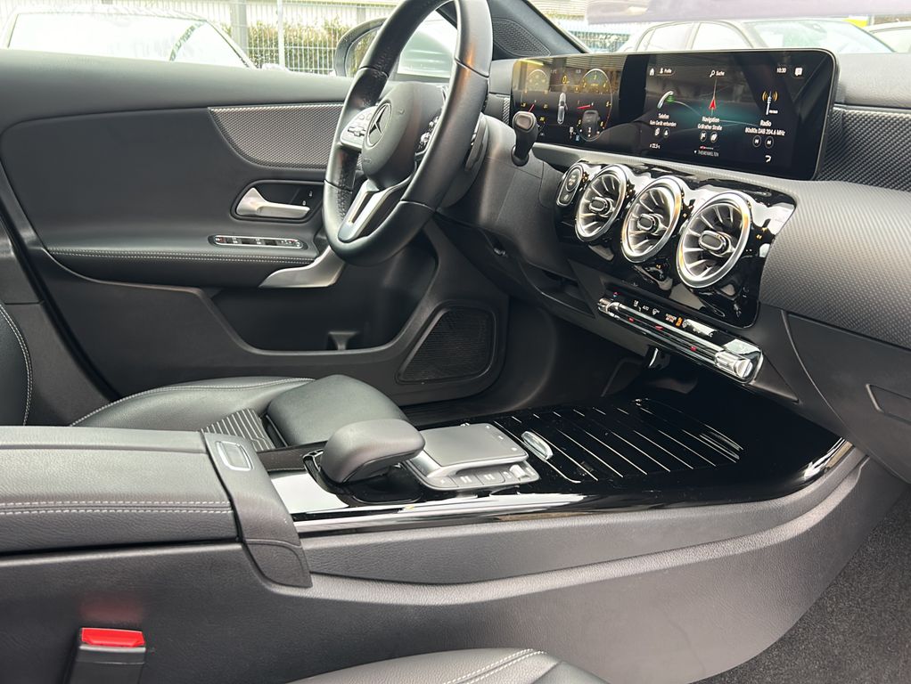 Mercedes-Benz A 180 2022