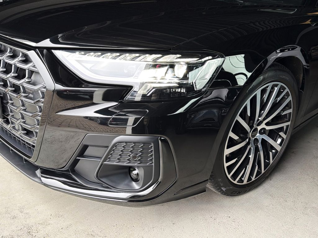 Audi A8 2025