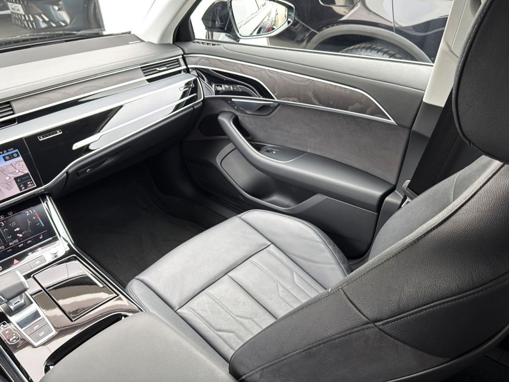 Audi A8 2025