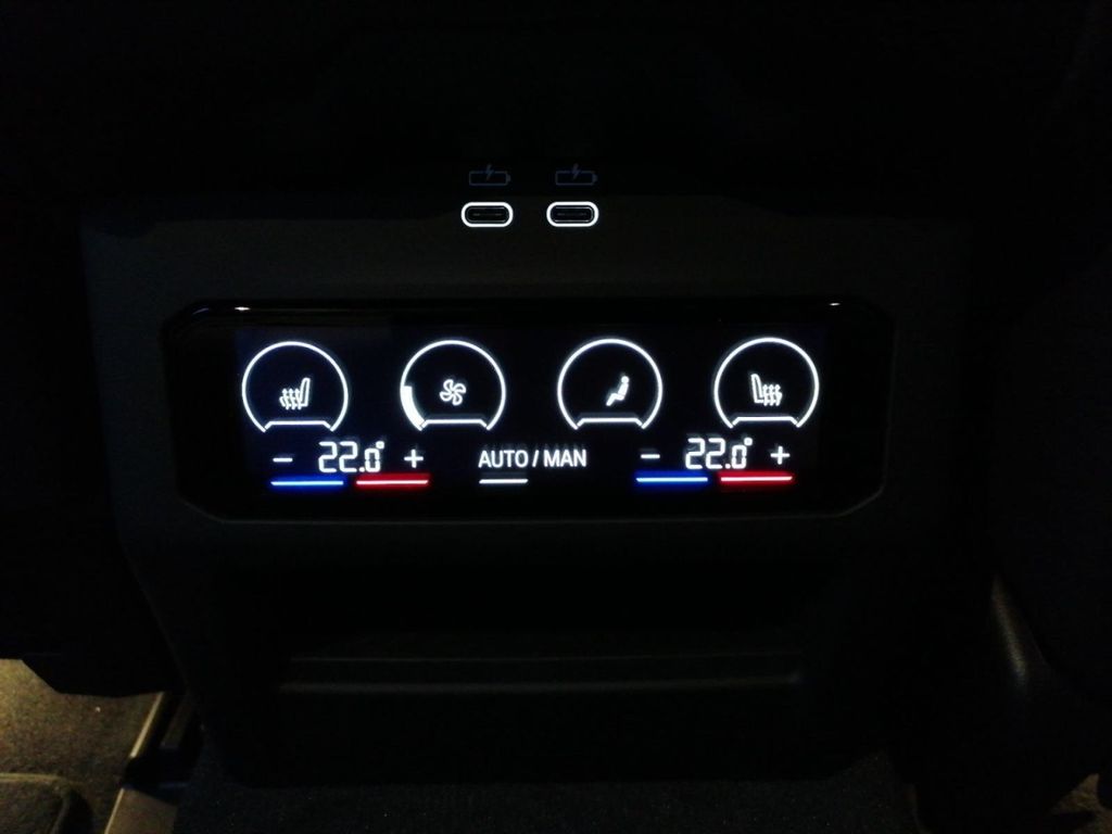 BMW i5 2025