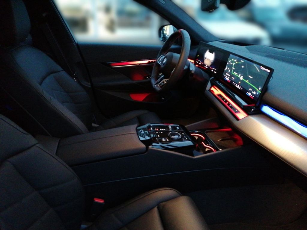 BMW i5 2025
