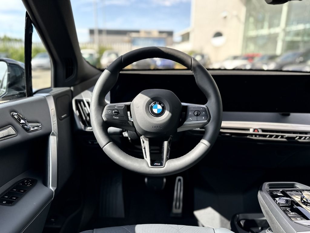 BMW iX 2025