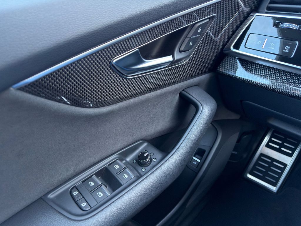 Audi SQ8 2022