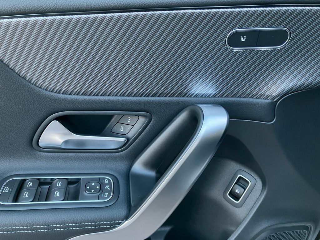 Mercedes-Benz A 250 2025