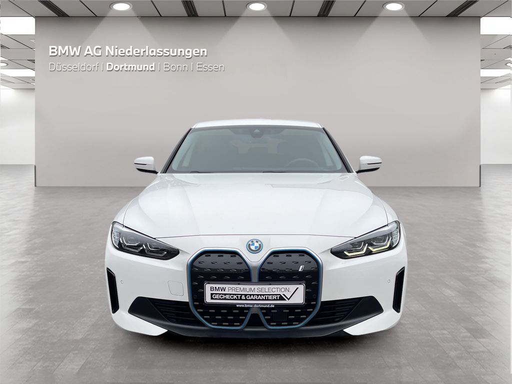 BMW i4 2023