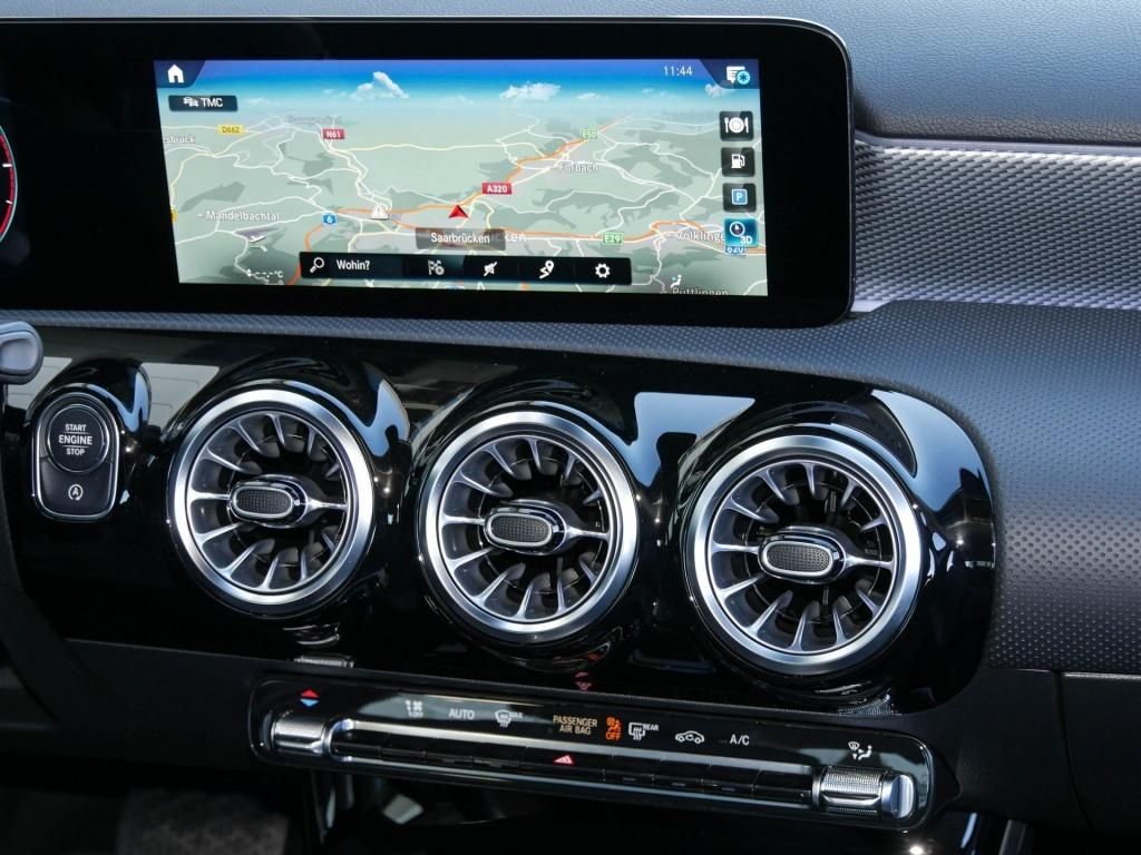 Mercedes-Benz A 200 2022