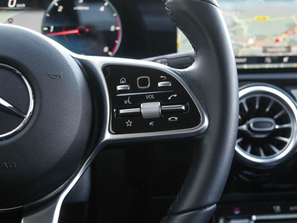 Mercedes-Benz A 200 2022