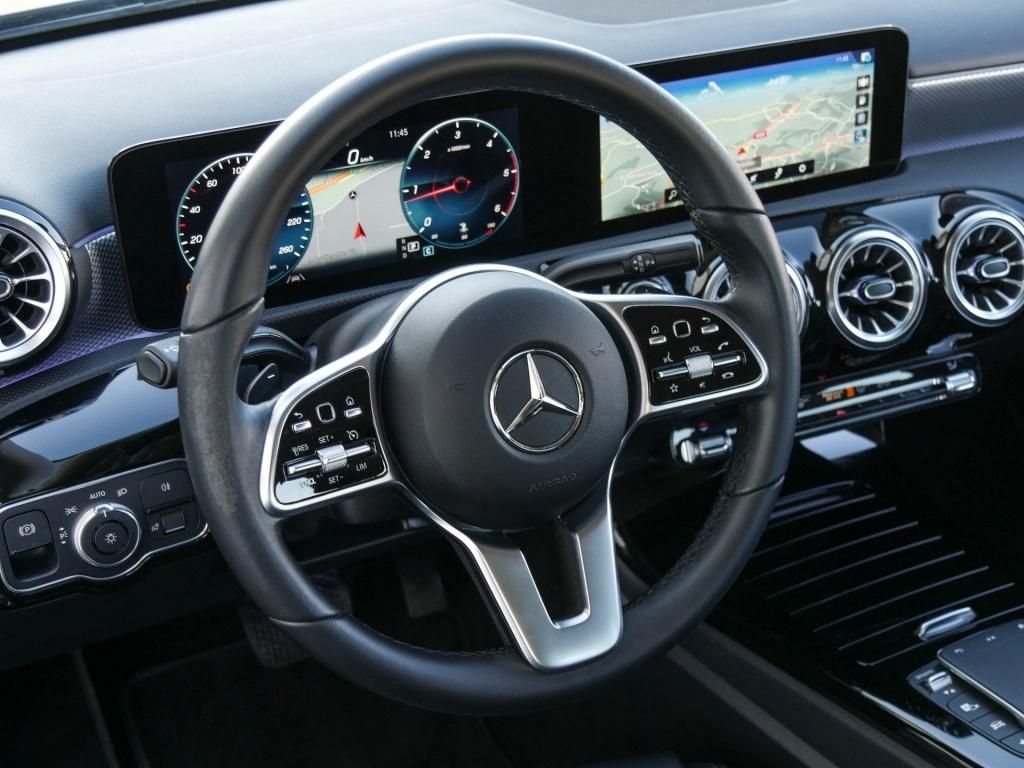 Mercedes-Benz A 200 2022