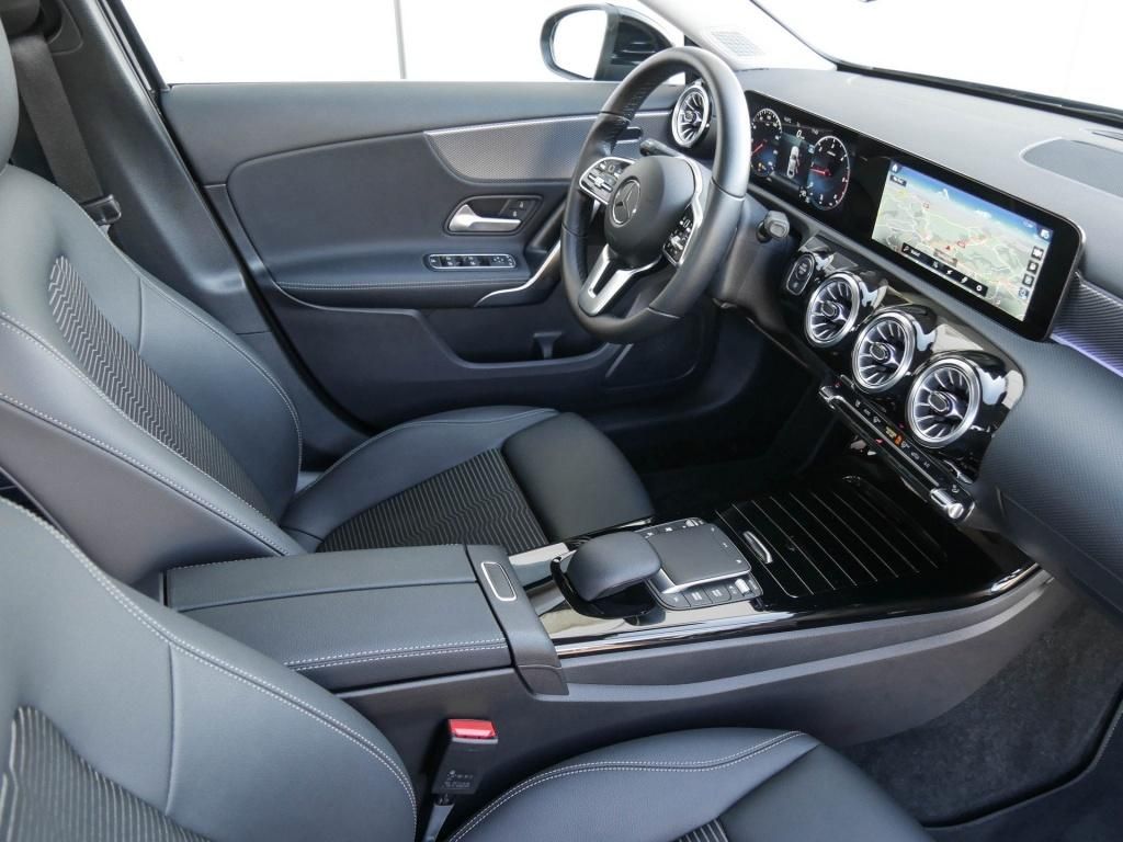 Mercedes-Benz A 200 2022