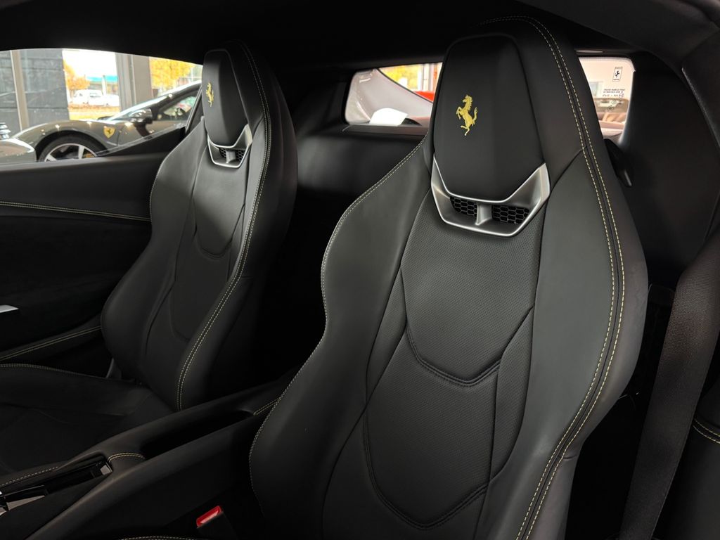 Ferrari 296 GTB 2023