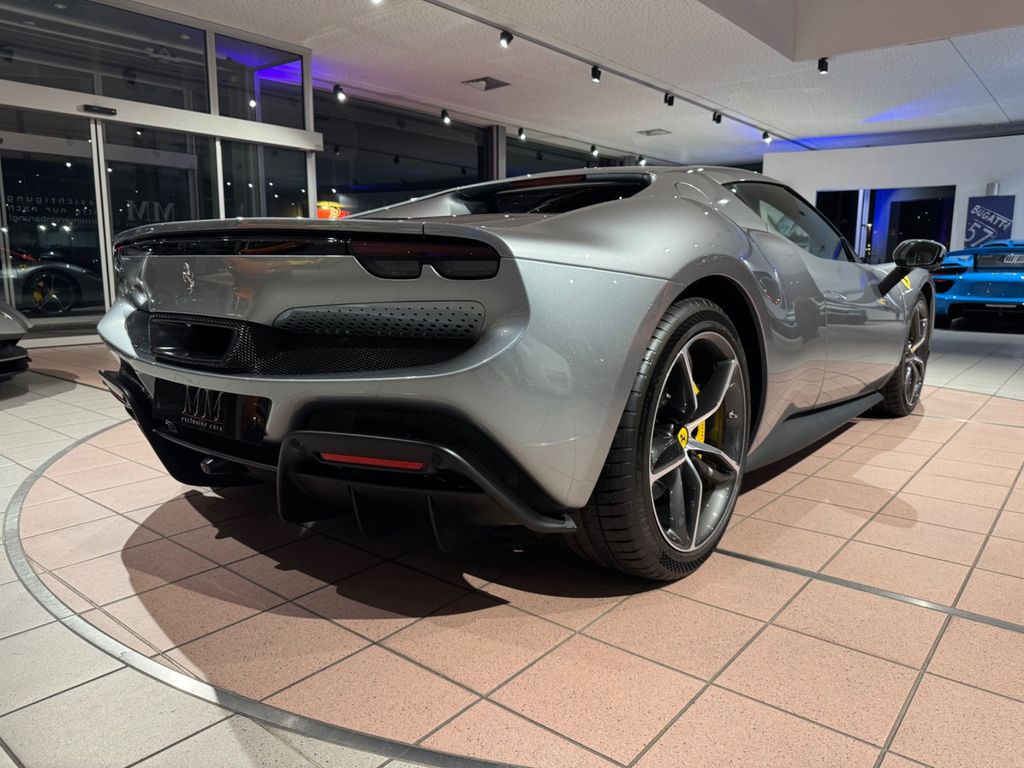 Ferrari 296 GTB 2023