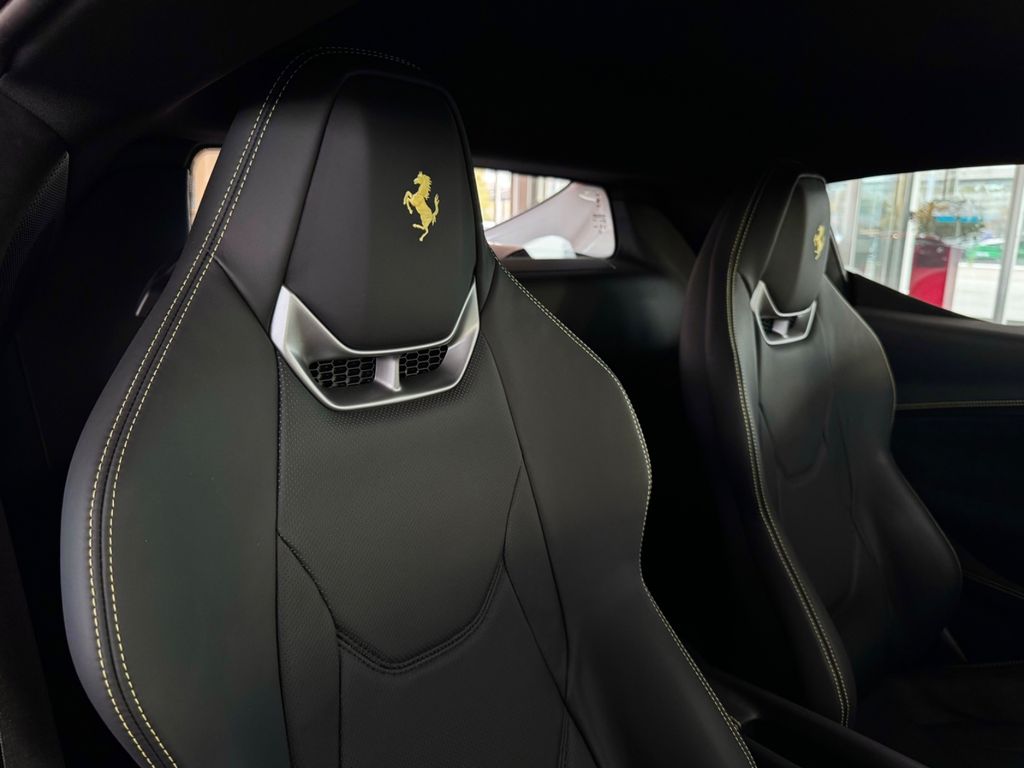 Ferrari 296 GTB 2023