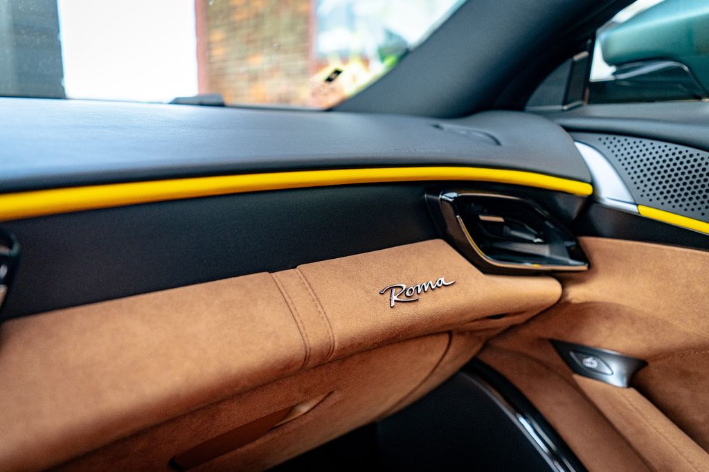 Ferrari Roma 2023