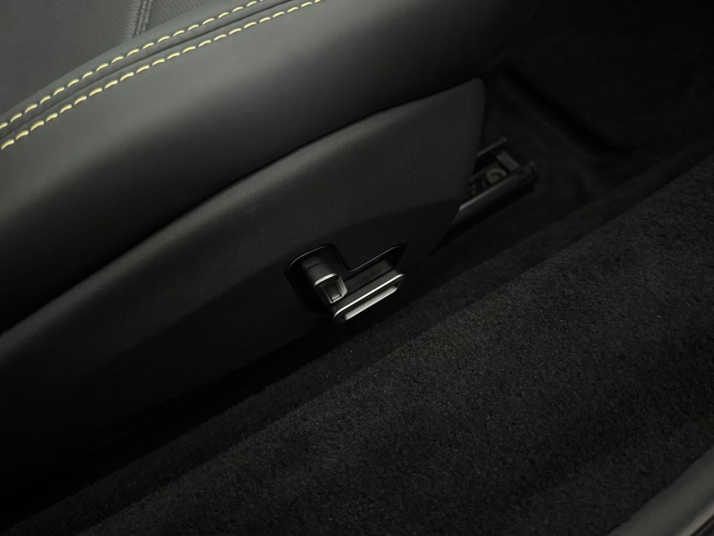 Ferrari 296 GTB 2023